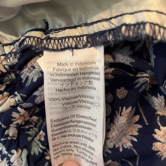 Madewell Huston flowered wide legged cropped pant, size XST - Picture 13 of 13